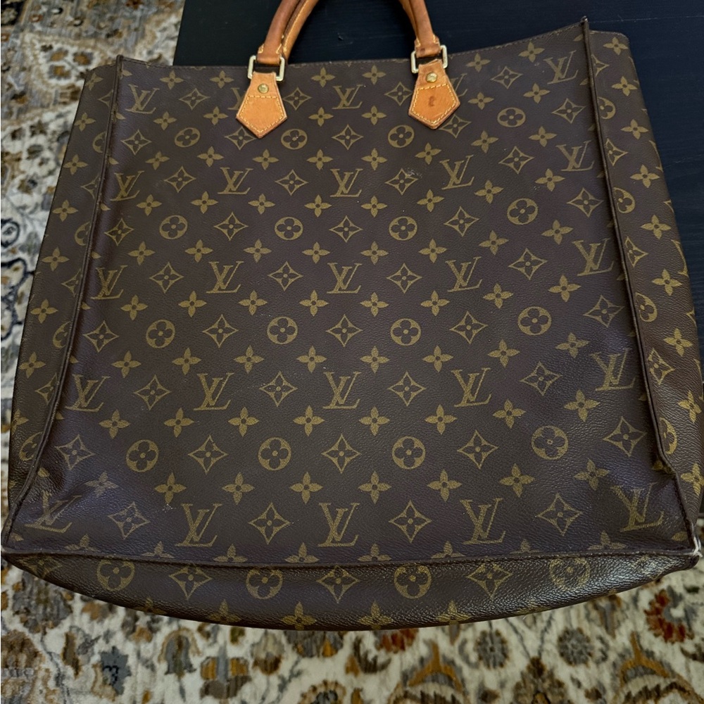 Louis Vuitton monogram sac